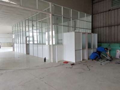 Thi Công Vách Ngăn Nhôm Kính Hệ 700 Tại Bình Dương