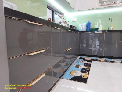 Báo gia tủ nhôm kính mới nhất