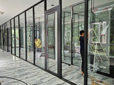 Thi Công Vách Ngăn Nhôm Kính Tại Bàu Bàng - 0907 639 807