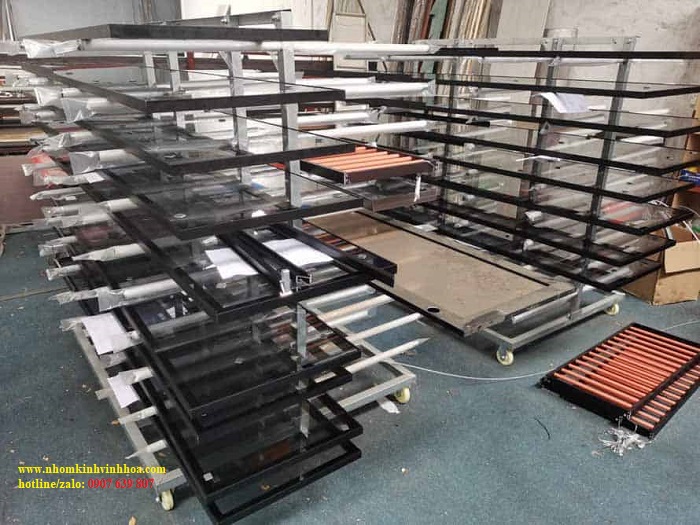 Tủ bếp nhôm kính cao cấp